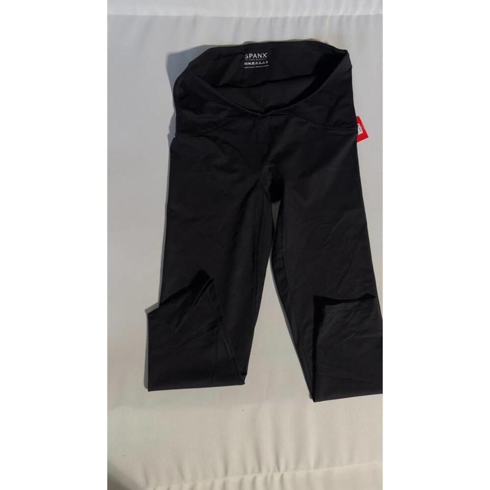 SPANX Leggings – Size M (New with Tag)Black